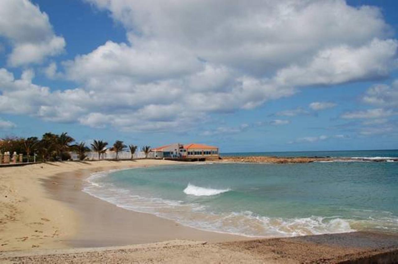 Hostels Holiday Cape Verde Santa Maria Exterior foto
